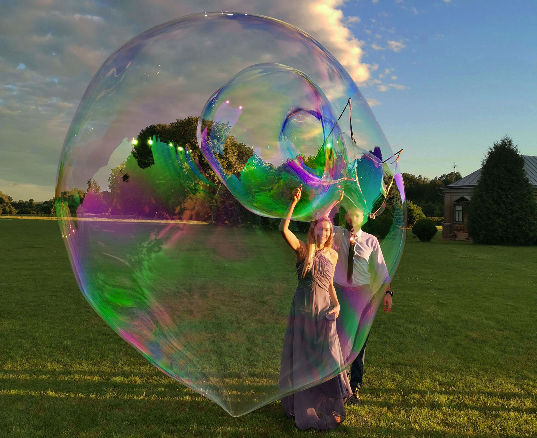 dideli muilo burbulai vestuvėms